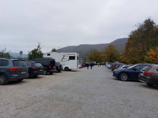 Wohnmobilstellplatz Bad Urach — Fotografie 6