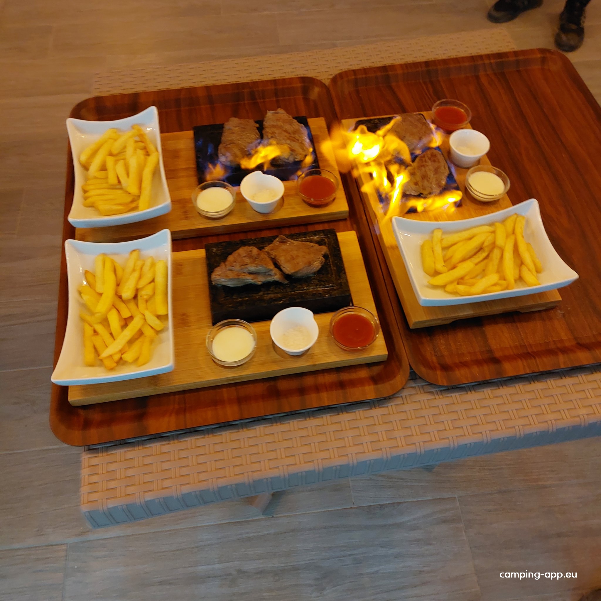 Sunset Camping & Restaurant — Foto 4