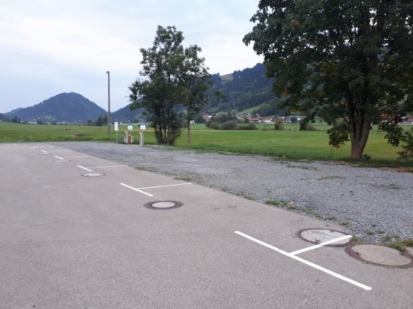 Stellplatz Thalkirchdorf — 露营车营地 in Oberstaufen