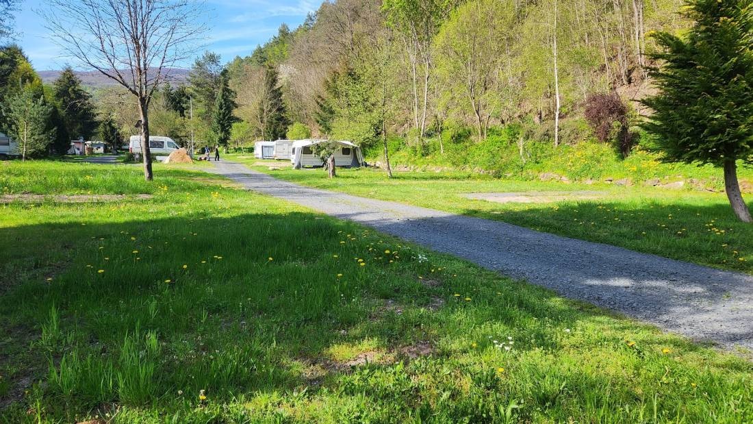 Camping Waldberg — Camping in Sandberg