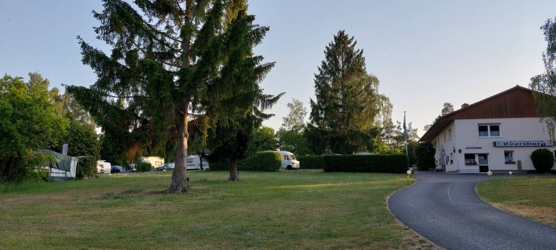 Campingplatz Eversburg — Campingplads in Warburg