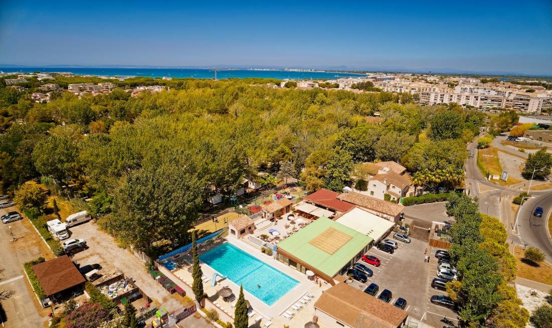 Camping Abri de Camargue — Campingplass in Le Grau-du-Roi