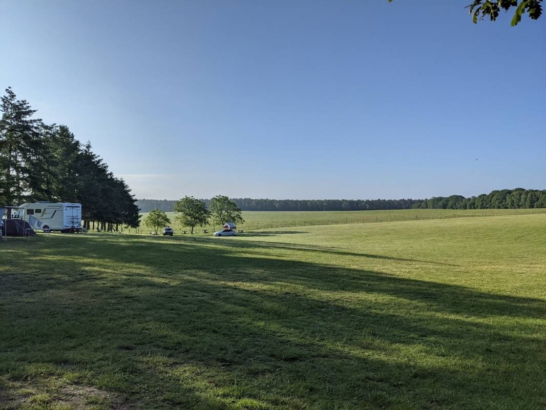 Natuurcamping De Groenendaal — Kemping in Loenen