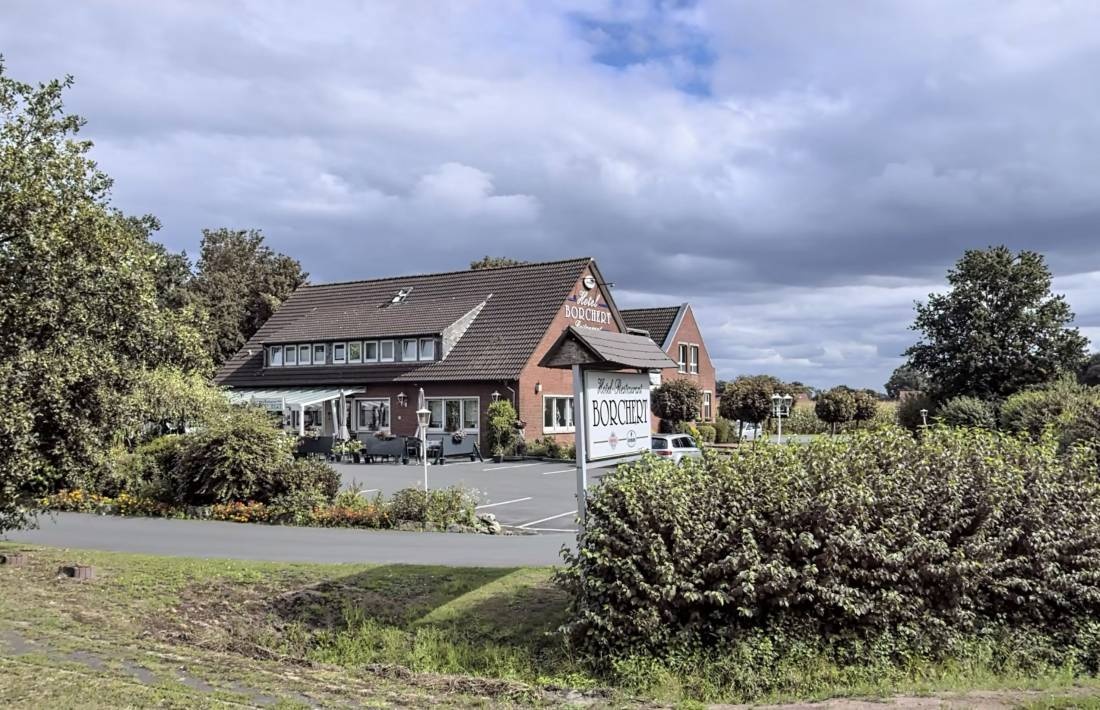 Hotel-Restaurant Borchert Rheine — Bij een restaurant in Rheine