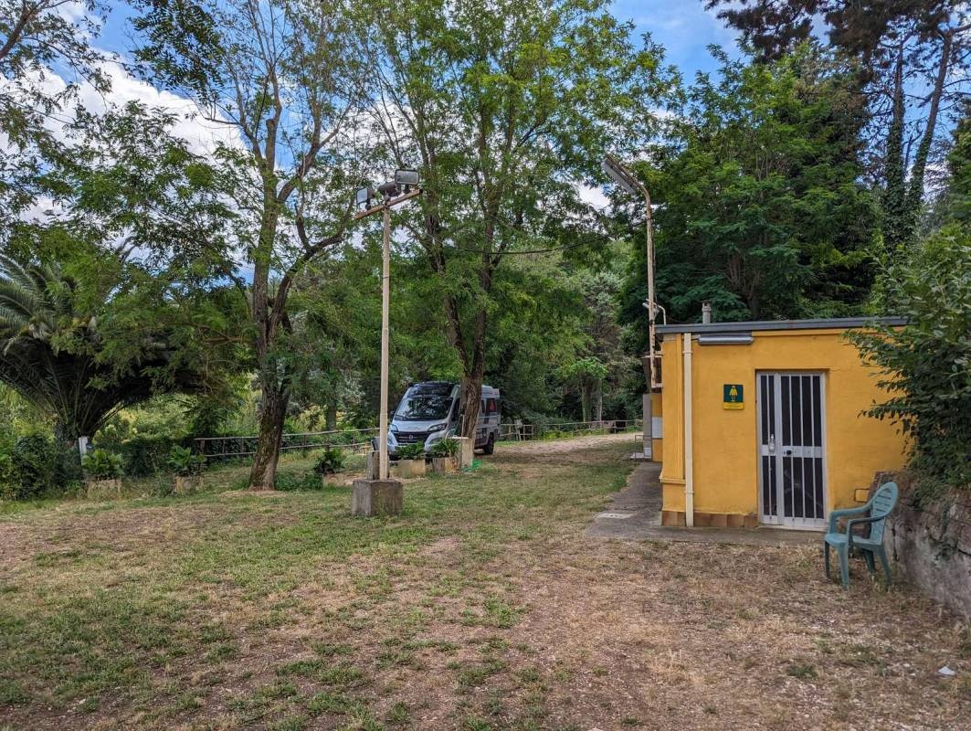 Camping Scacco Matto — Campingplatz in Baschi