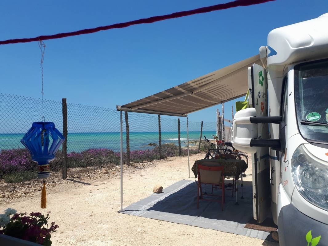Camping Rocca dei Tramonti — Camping in Punta Braccetto