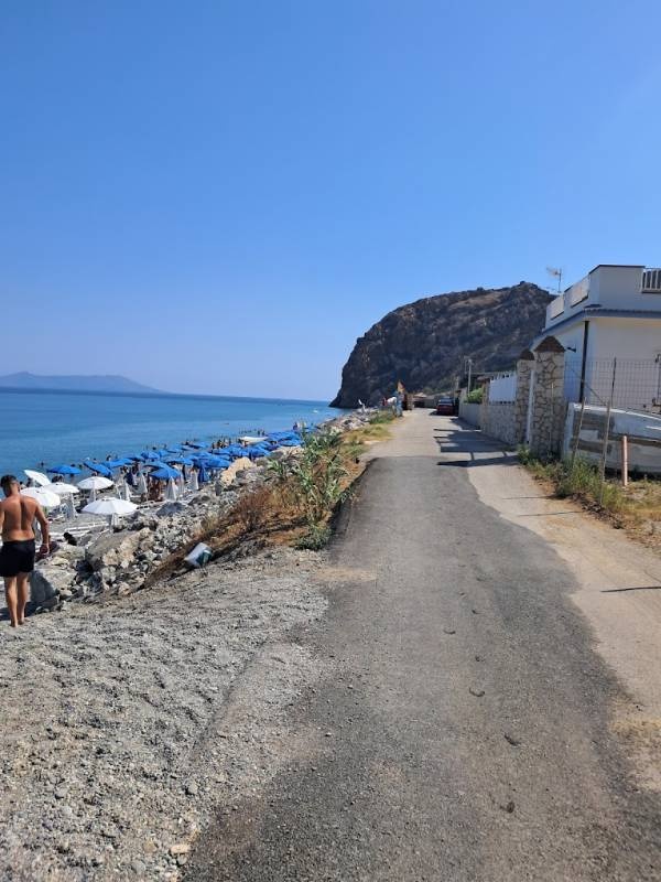 Camping Tirreno — Kemping in Calavà