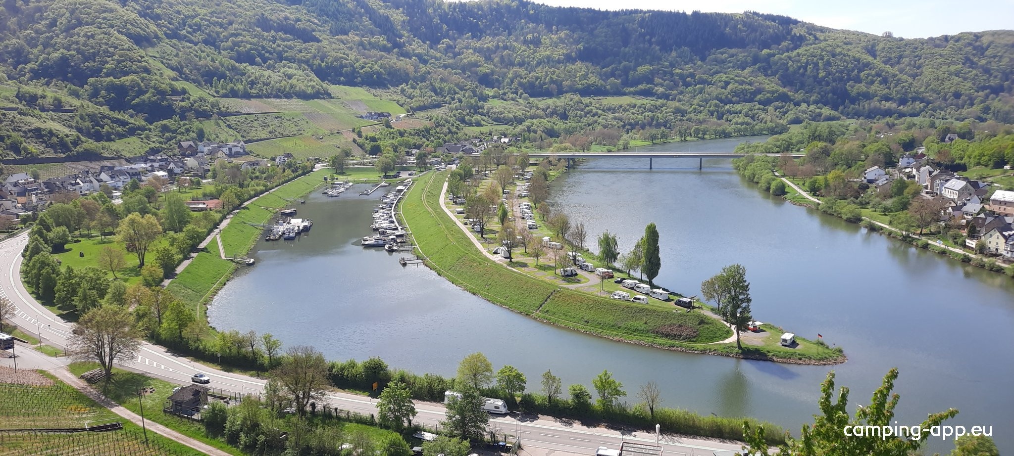 Camping Holländischer Hof — Camping in Senheim