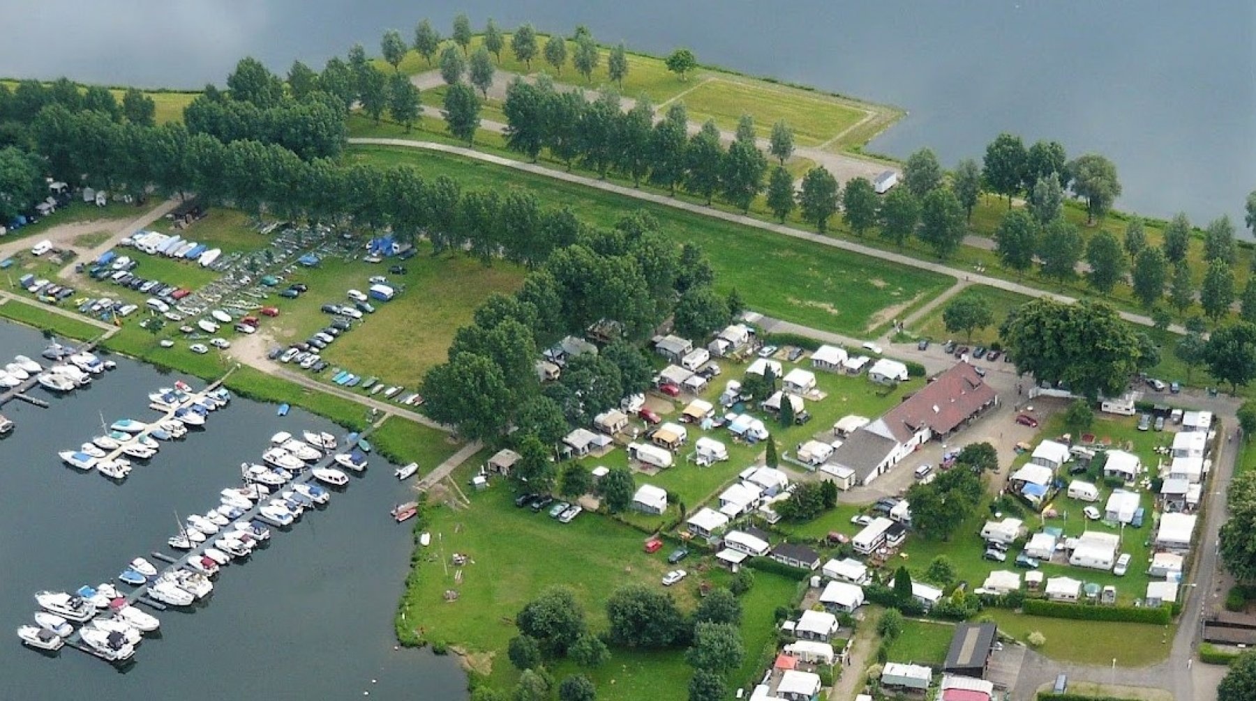 Camping van Ass Roermond — Campingplatz in Roermond
