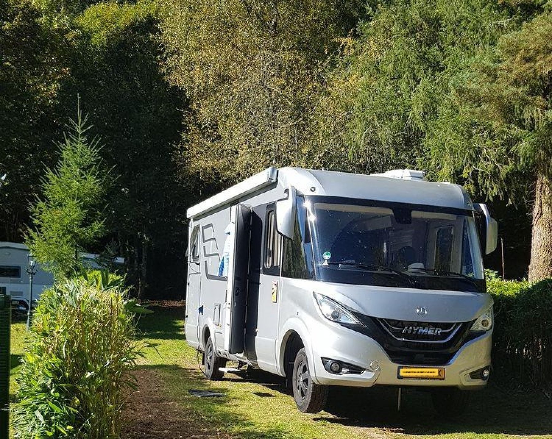 Camping Les Roussilles ** — Cámping in Saint-Sylvestre