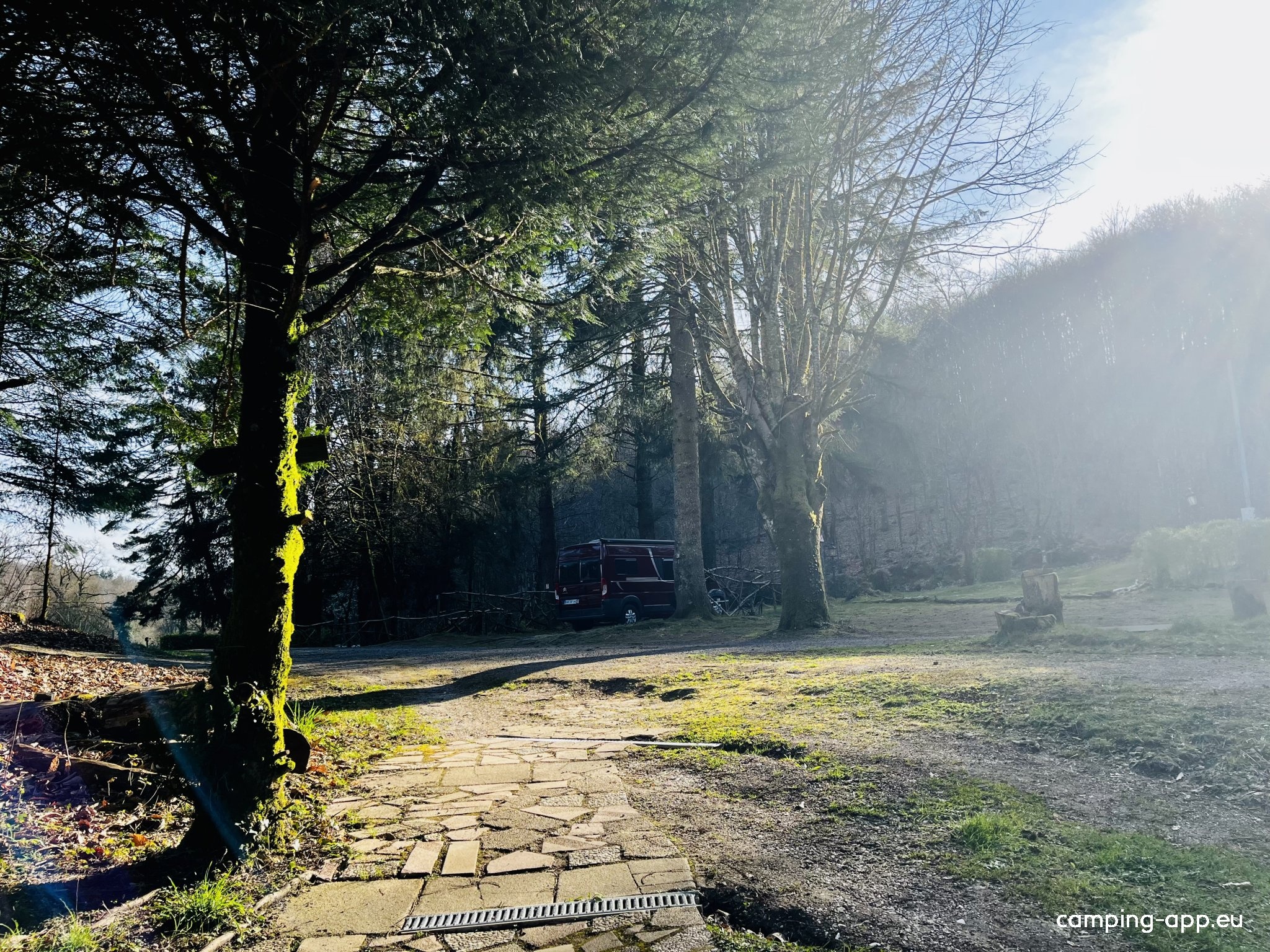 Camping Les Roussilles ** — Campingplats in Saint-Sylvestre