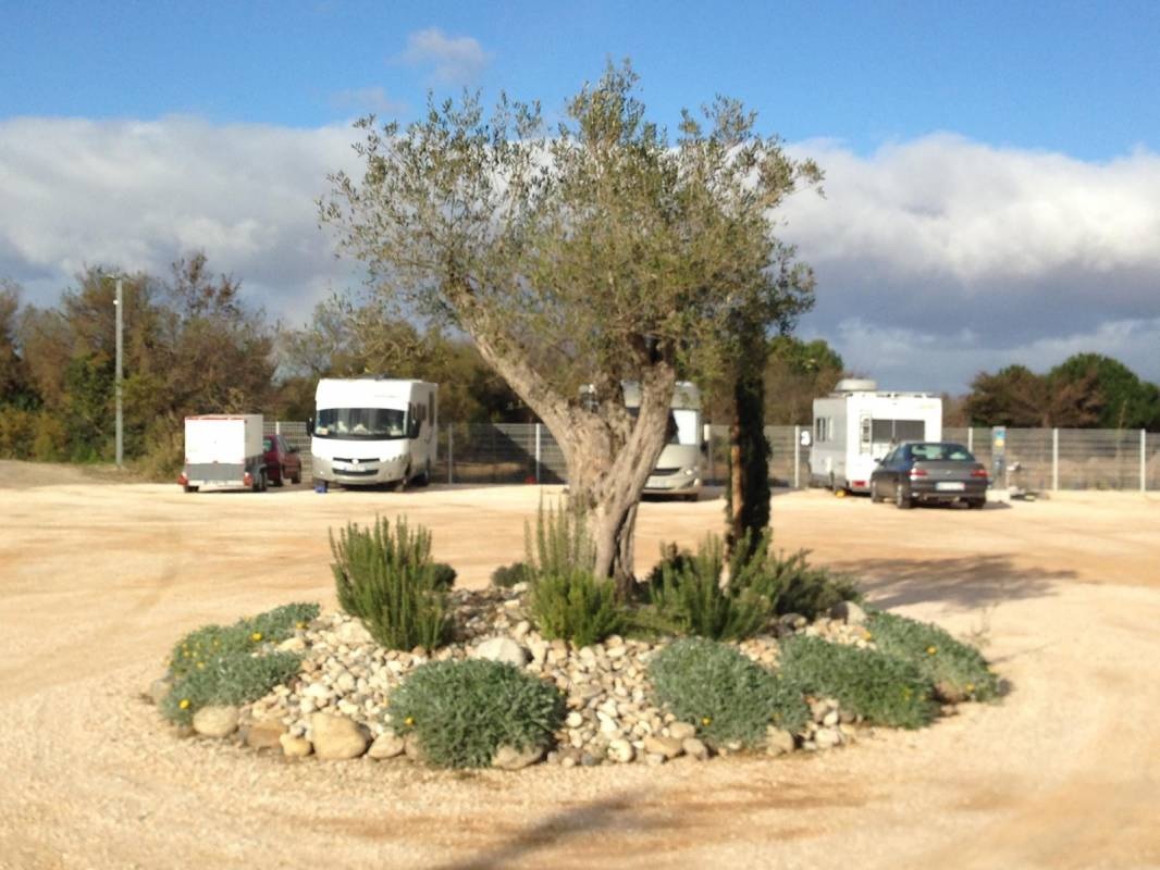 Night4campingcar — Bobilplass in Sainte-Marie-la-Mer