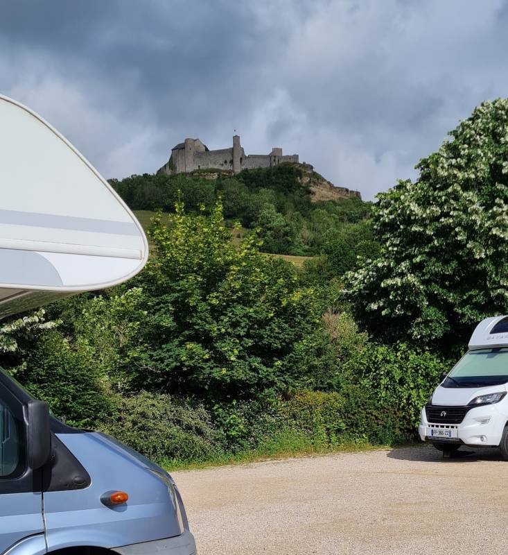 Aire de camping car — Sp. parking dla kamperów in Sévérac-d'Aveyron