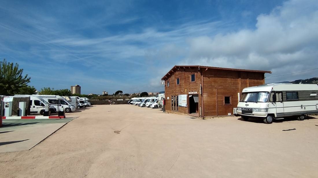 Area Camper Barcelona Beach — Ställplats in Cabrera de Mar