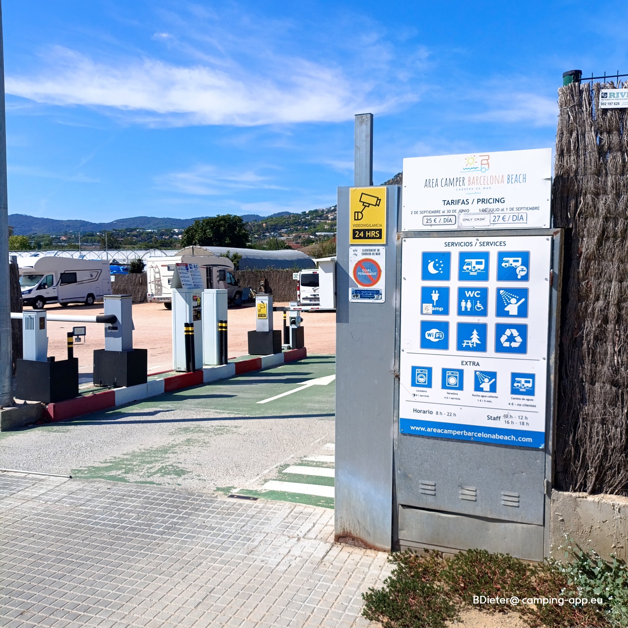Area Camper Barcelona Beach — Photo 2