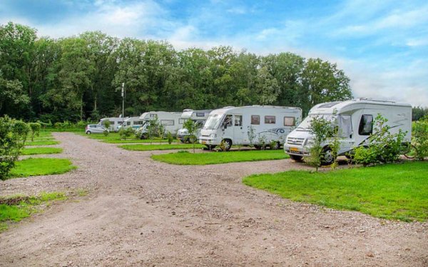 Camperplaats De Zomerberg