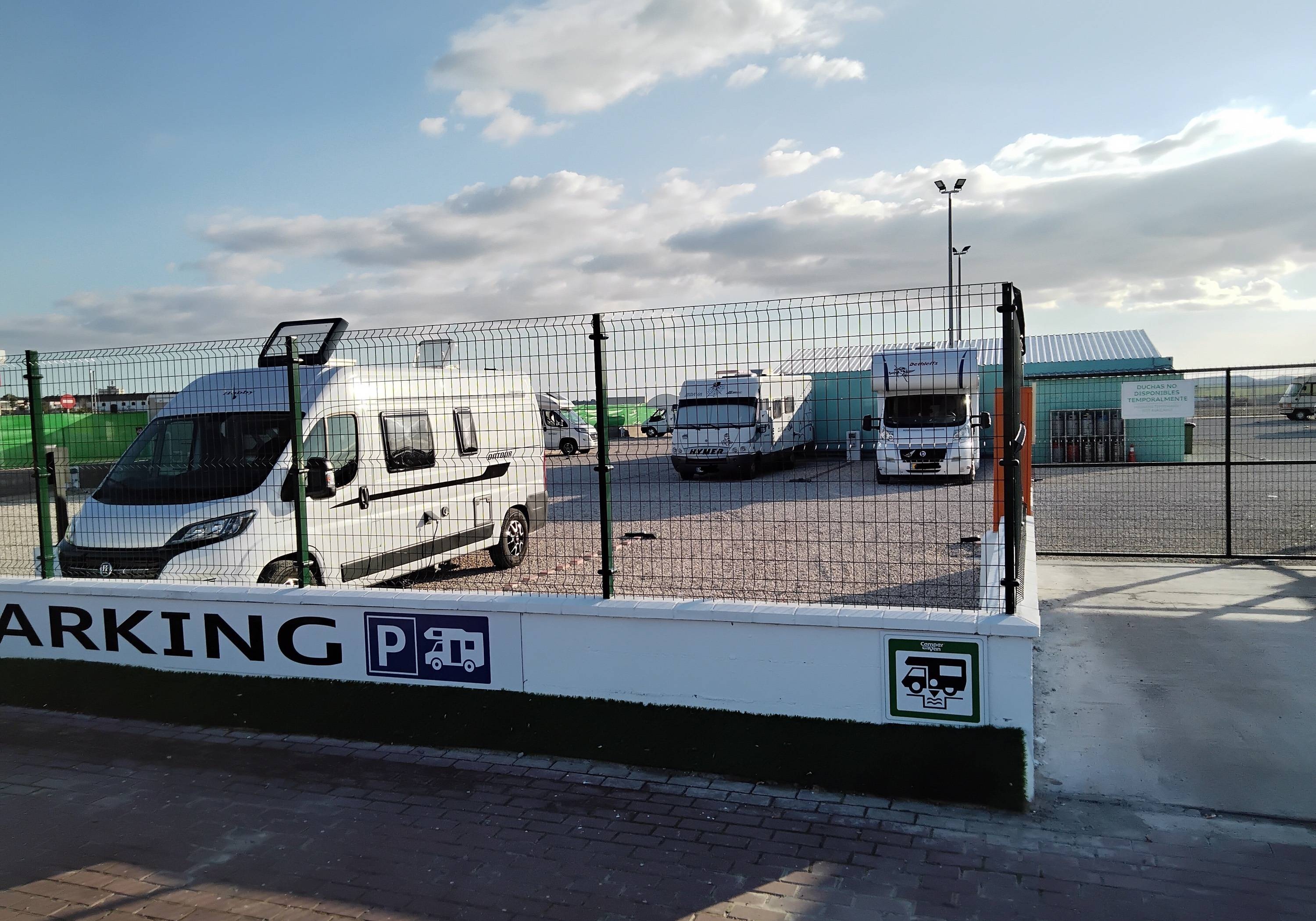 Camper and Van — Stellplatz in Jerez de la Frontera