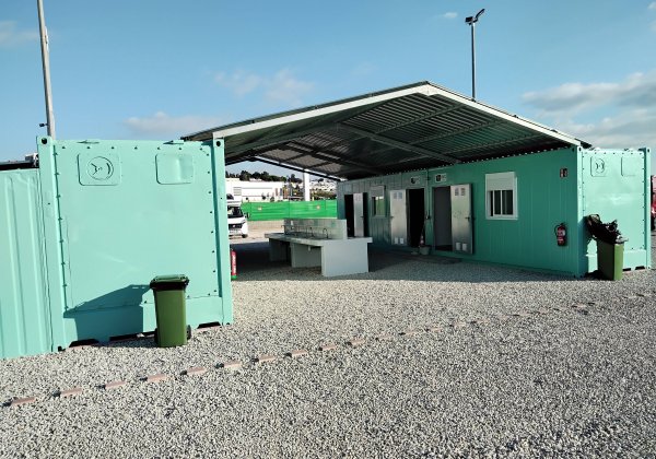 Camper and Van — Photo 6