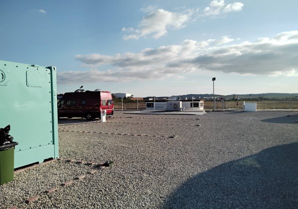 Camper and Van — Photo 3