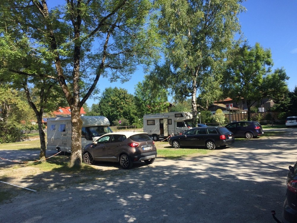Parkplatz Seebruck am Chiemsee — Öffentlicher Parkplatz in Seeon-Seebruck