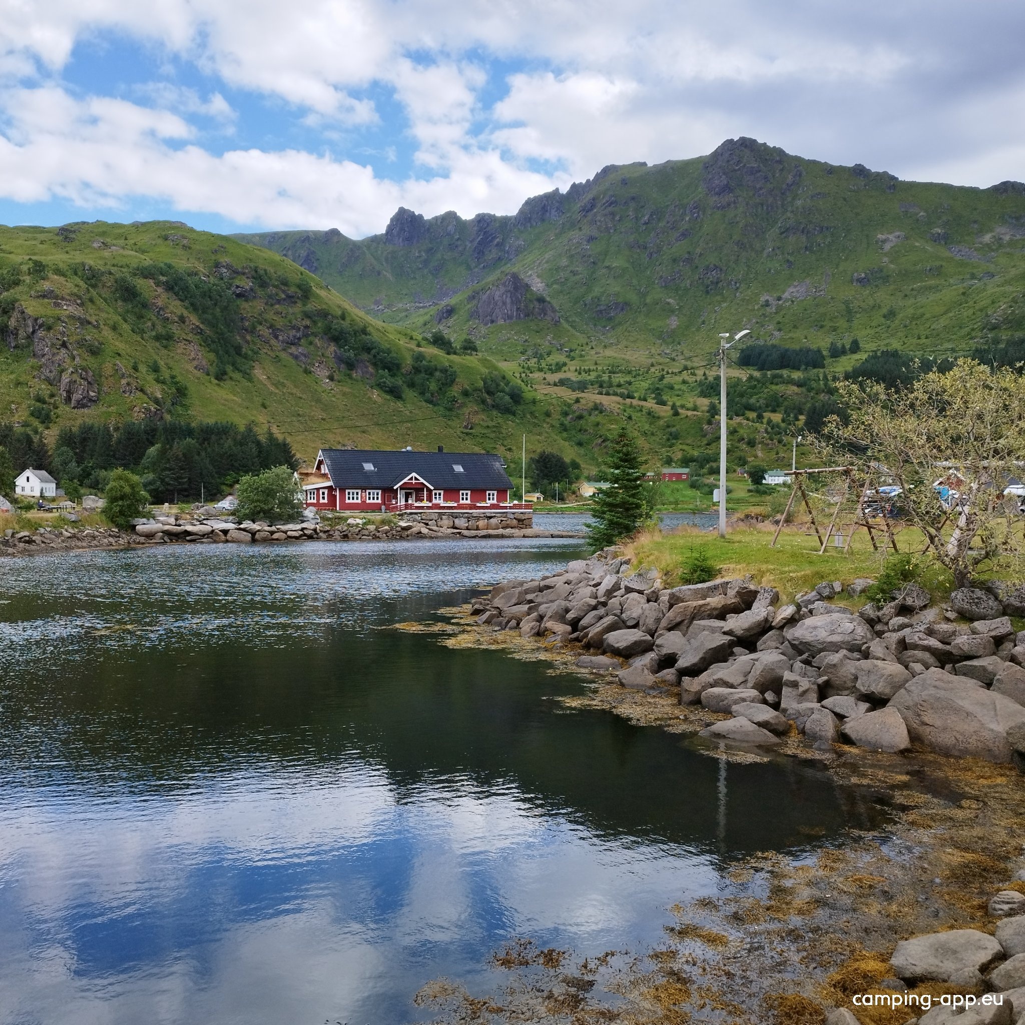 Brustranda Sjøcamping (Lofoten) — Area da campeggio in Leknes