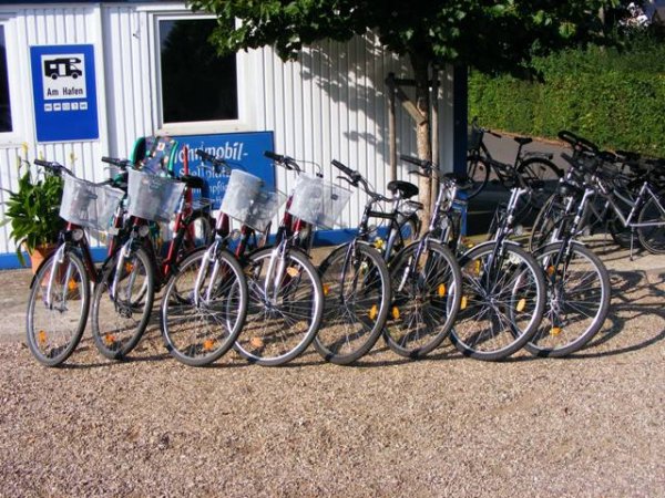 Stellplatz an der Marina Mittelmosel — Фото 3