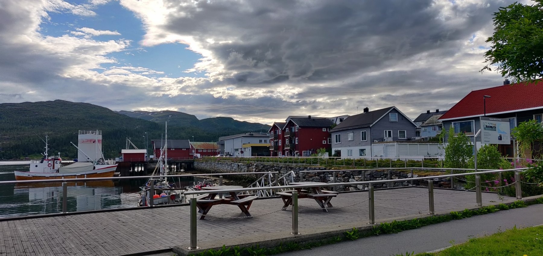 Hemnesberget Marina — Aire camping car in Hemnesberget