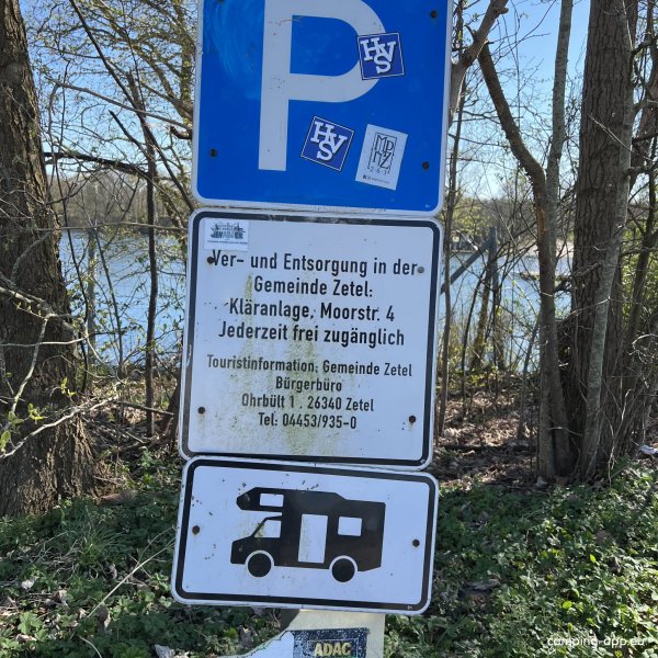 Stellplatz an der Freizeitanlage Driefeler Esch Zetel — Foto 2