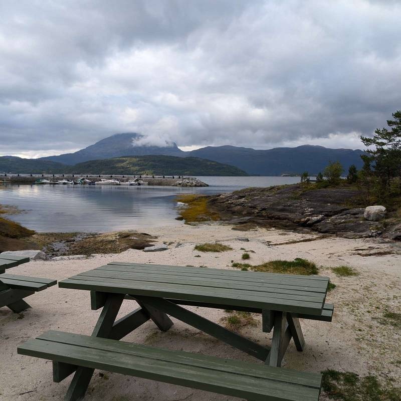 Garsnes Camping — Area da campeggio in Sjøvegan