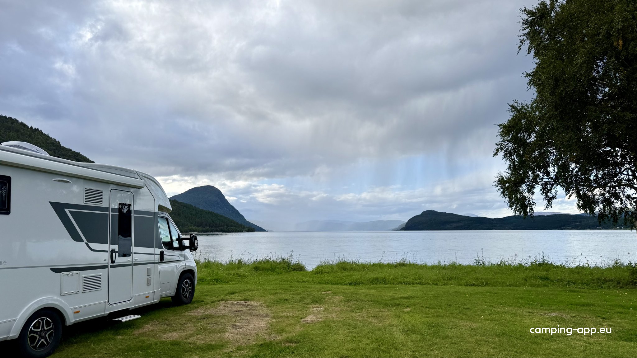 Fugelvåg Gard & Camping — Campingplass in bei Alvundfjord