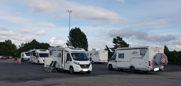Hamar båtforening — Bobilplass in Hamar