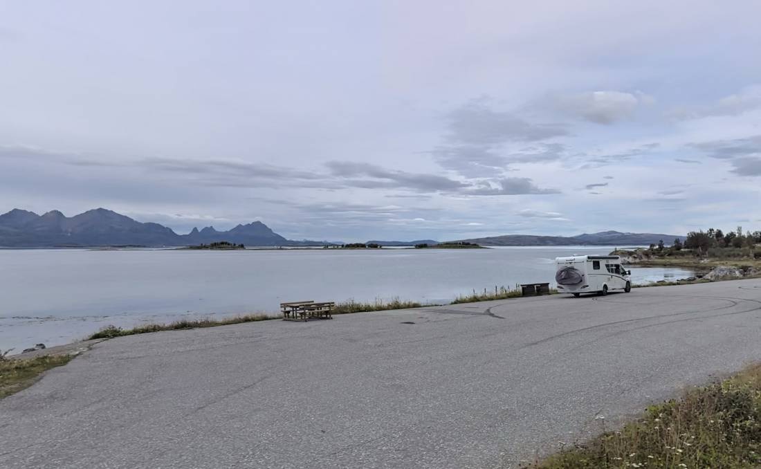rv835 — Overnight-parking in bei Steigen