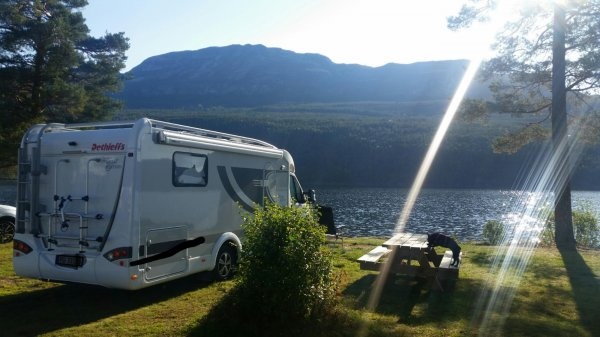 Blefjell Camping — Campingplads in Hovin