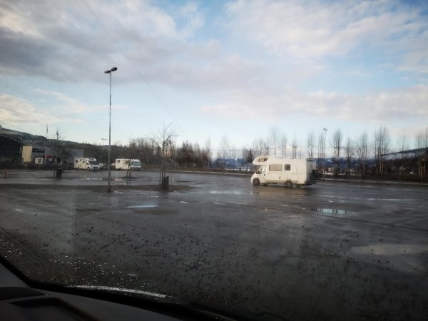 Lillehammer Strandtorget (max 2,75m!) — QuickStop in Lillehammer