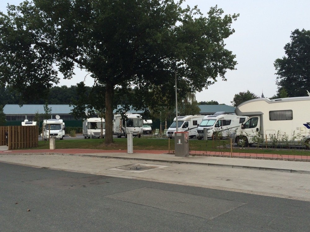 Stellplatz am Badepark Bad Zwischenahn — Bobilplass in Bad Zwischenahn