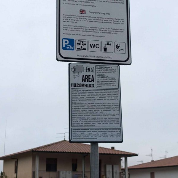 Übernachtungsparkplatz Massa Marittima — Photo 6