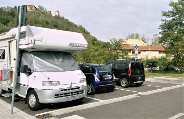 Area Sosta Camper Certaldo — Bobilplass in Certaldo