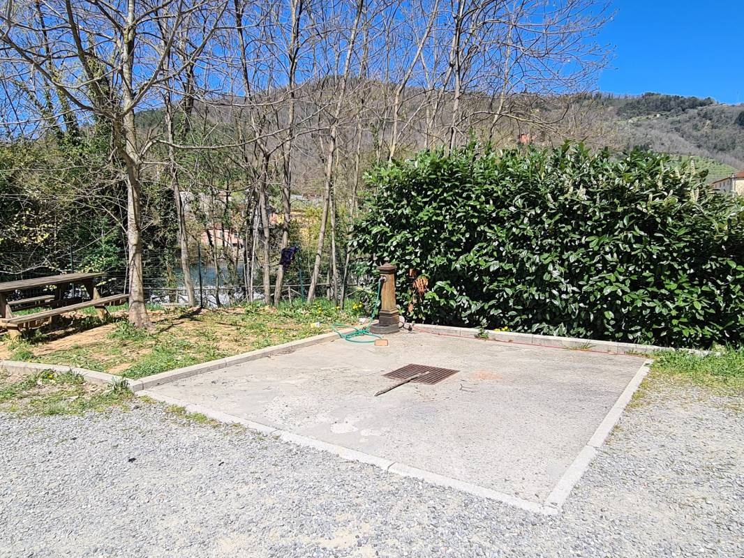 Stellplatz Chifenti — Ställplats in Chifenti