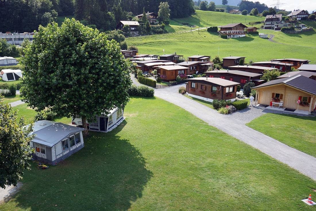 Camping Stuhlegg — Kamp yeri in Krattigen