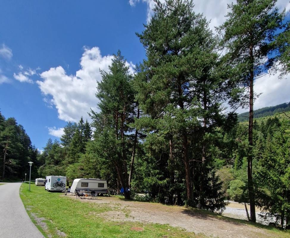 Sur En Camping — Sítio de acampamento in Sent