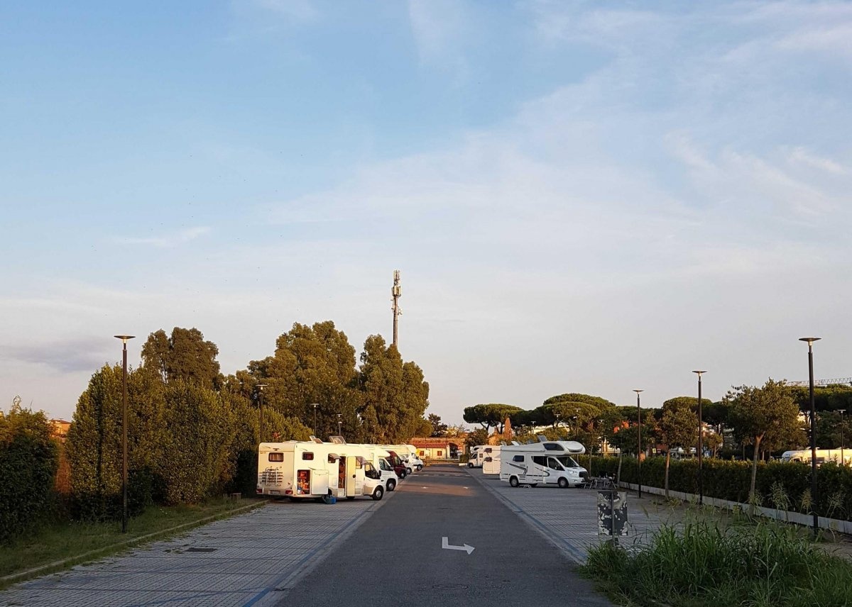 Parcheggio Camper Vie die Pratale ((max. 3,20m Höhe) — Bobilplass in Pisa