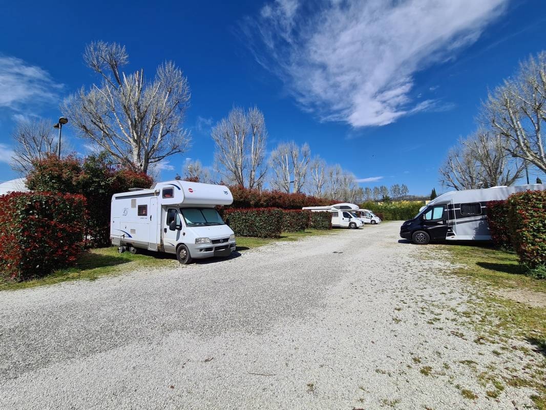 Stellplatz Il Serchio Lucca — Campervan Site in Lucca