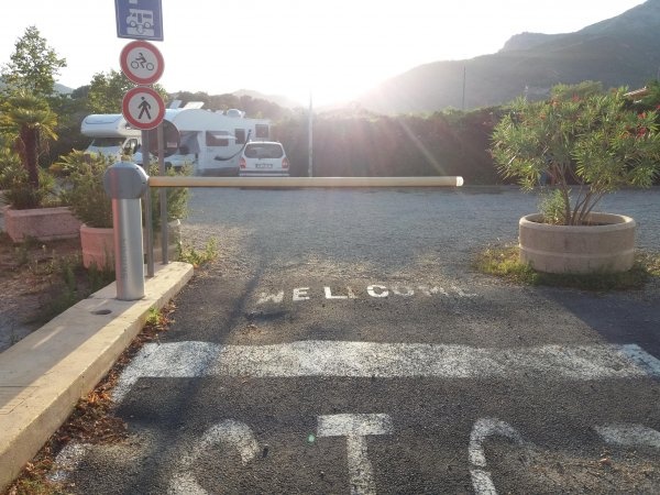Stellplatz Loano — Karavan Sitesi in Loano