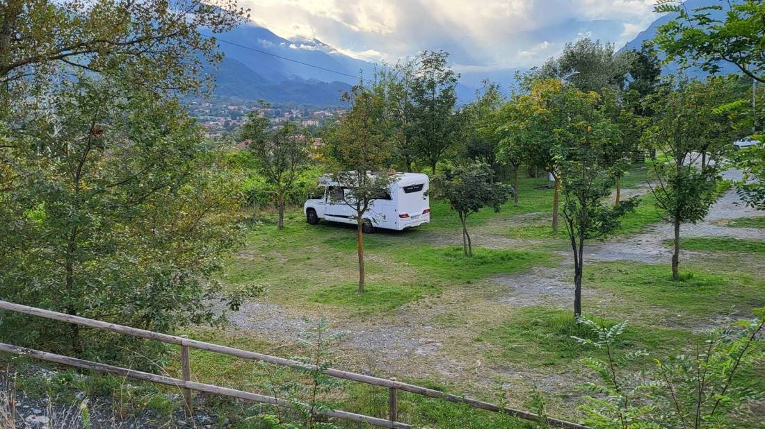 Stellplatz Comune di Chianocc — Karavan Sitesi in Chianocco