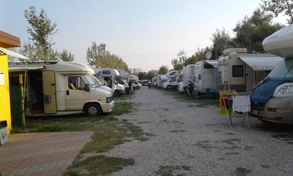 Stellplatz 2 Palme — Stellplatz in Chioggia