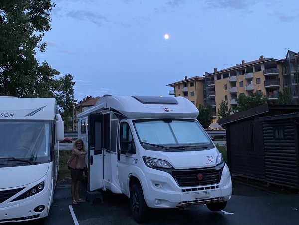 Stellplatz Ivrea — Campervan Site in Ivrea