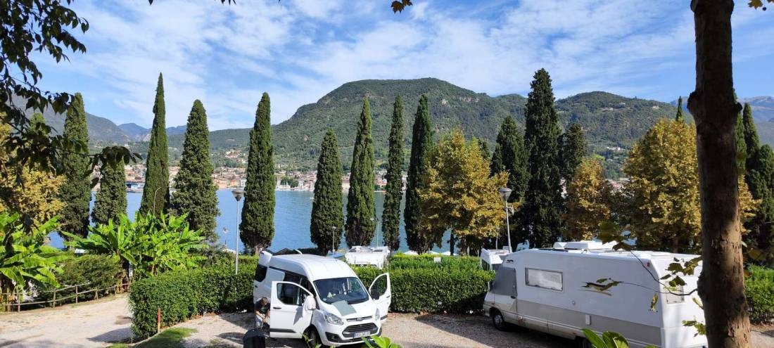 Stellplatz  Salo' Vittoriale — Stellplatz in Salò