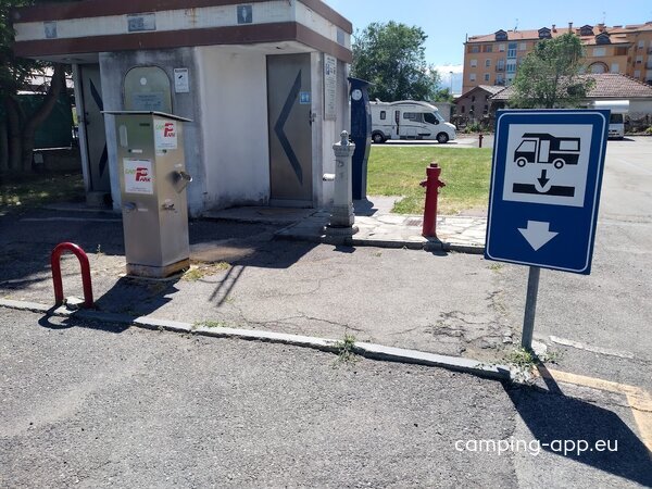 WoMo-Stellplatz Aosta — Foto 2