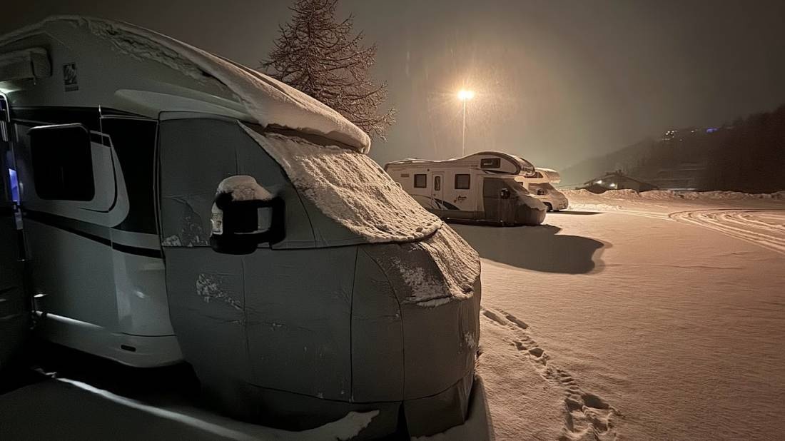 Stellplatz Cervinia — Ställplats in Cervinia - Valtournenche
