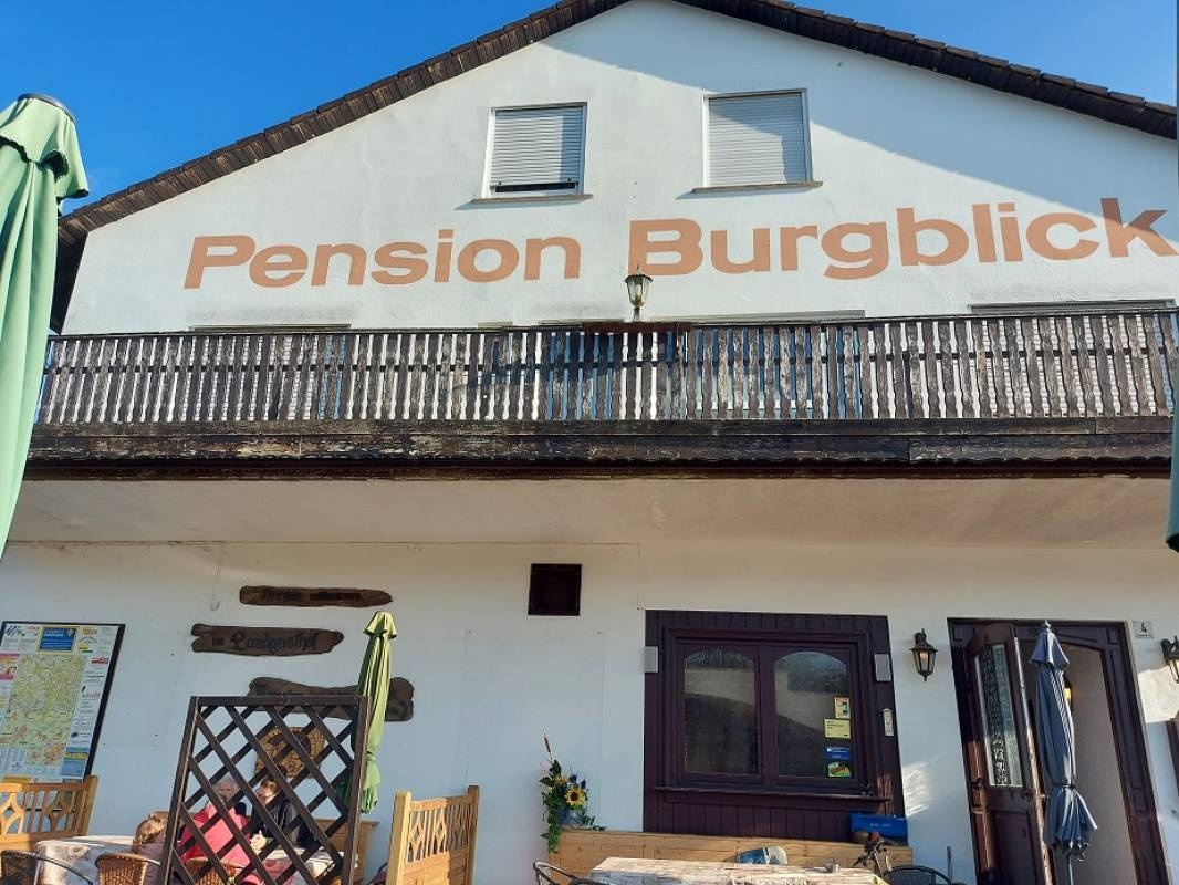 Landgasthof & Camping Burgblick — Campingplass in Hofheim in Unterfranken